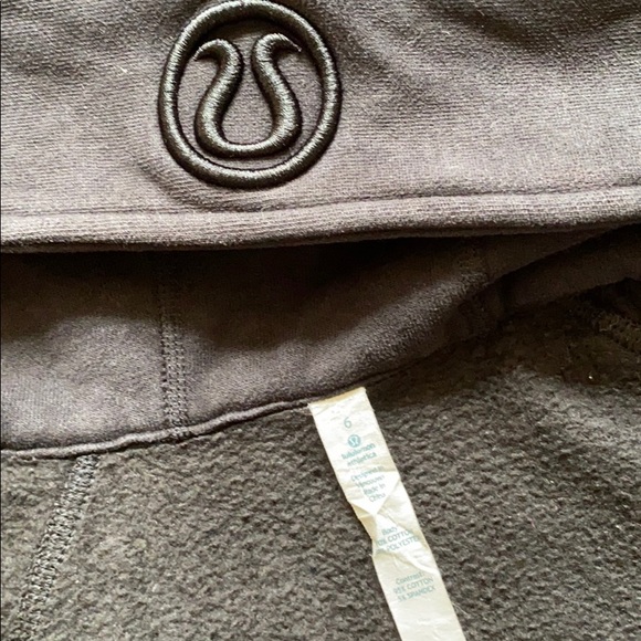 Lululemon Black Scuba Jacket Size 6 - Picture 4 of 7